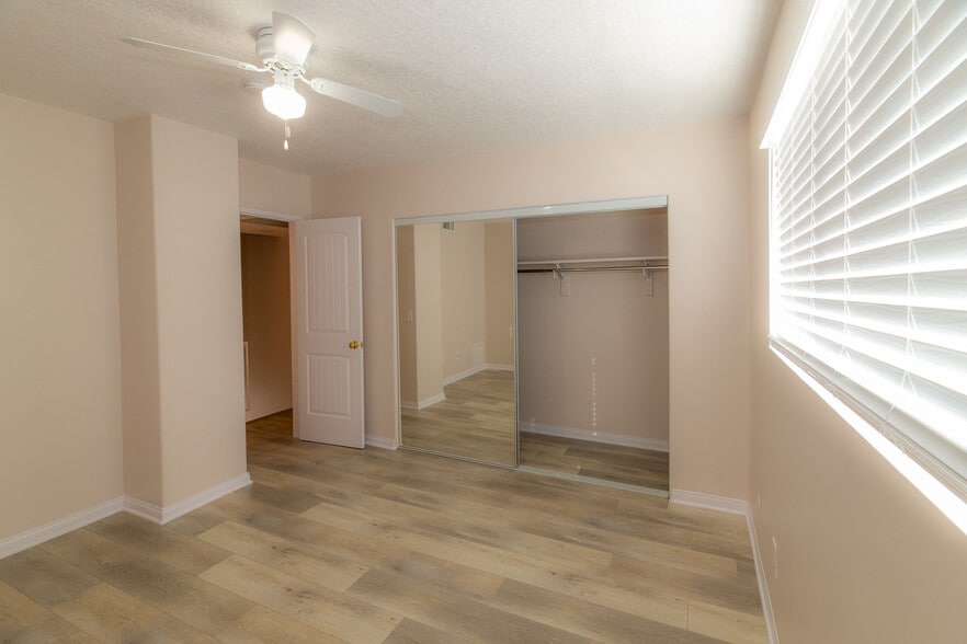 Bedroom 1 d - 127 N Everett St