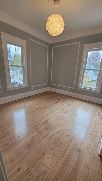 Upper Bedroom 2 - 1400 N Girard Ave N