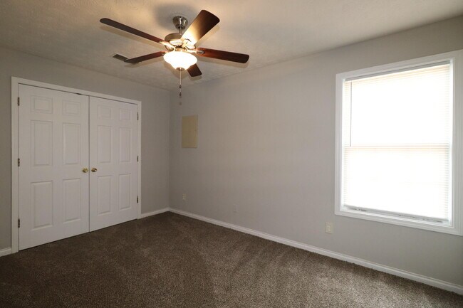 Building Photo - 149 Allison Cir