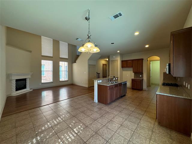 Building Photo - 1466 Cambridge Dr