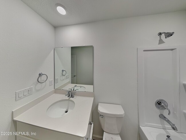 Building Photo - 594 Holly Lks Dr