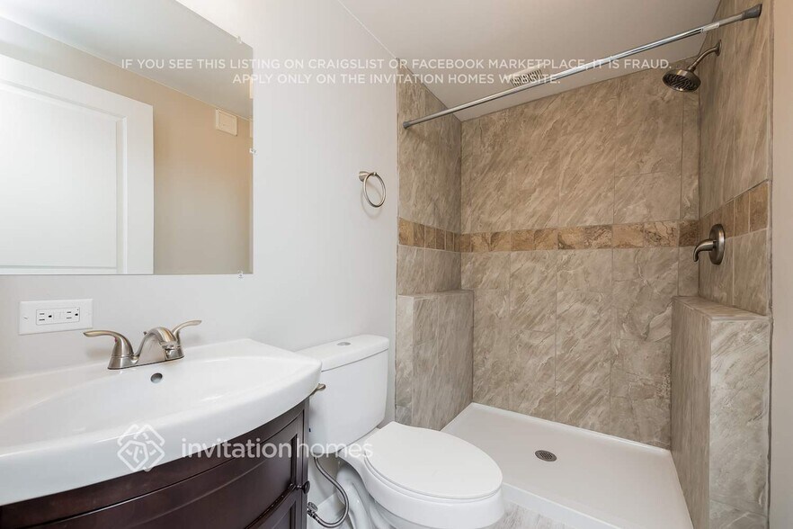 Building Photo - 12602 Country Meadows Dr