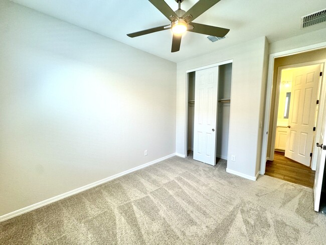 Building Photo - 21656 N Belt Dr
