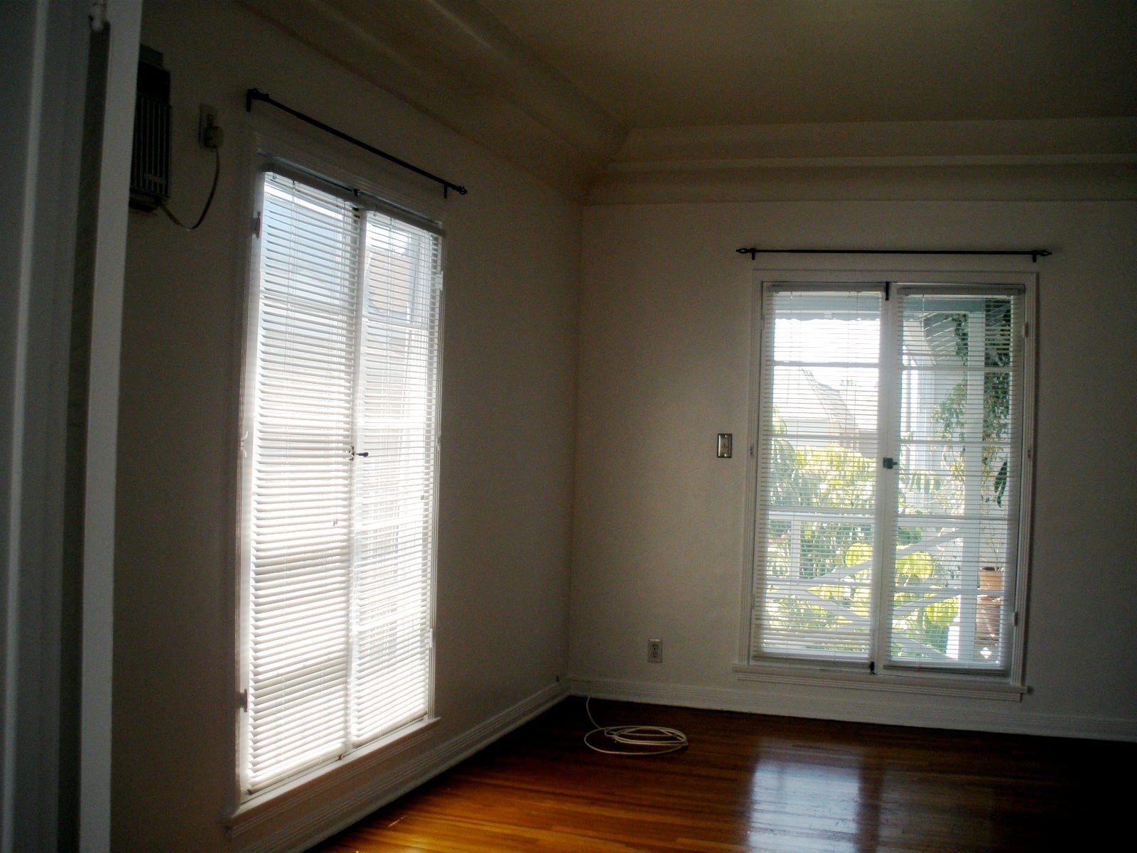 Building Photo - 442 N Spaulding Ave