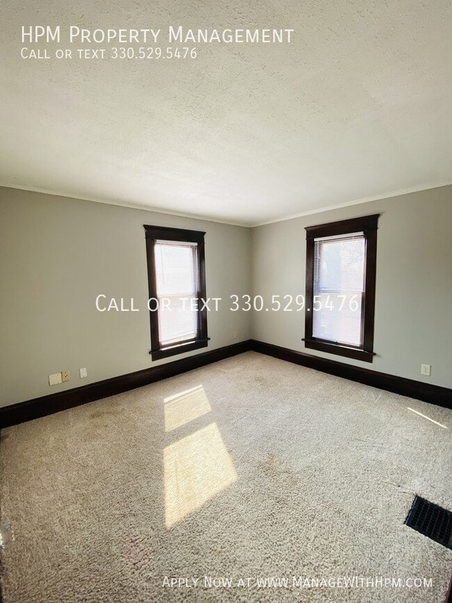 Building Photo - 1421 Piper Ct NW