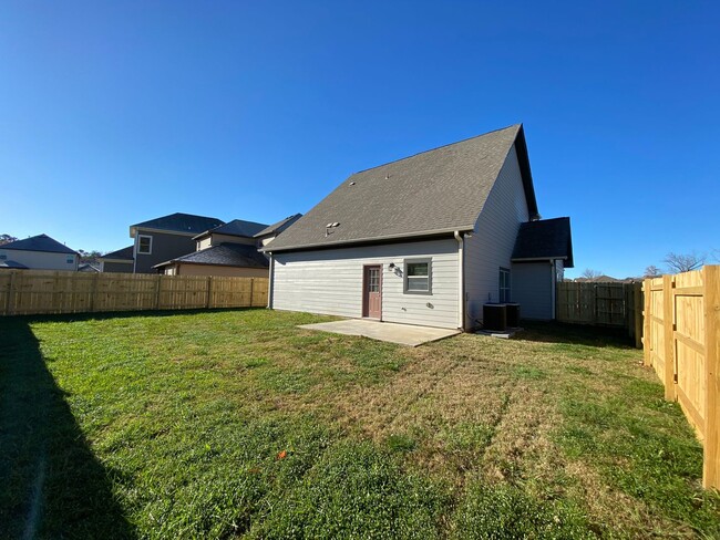 Building Photo - Home for Rent in McCalla, AL! Available to View Now!!!