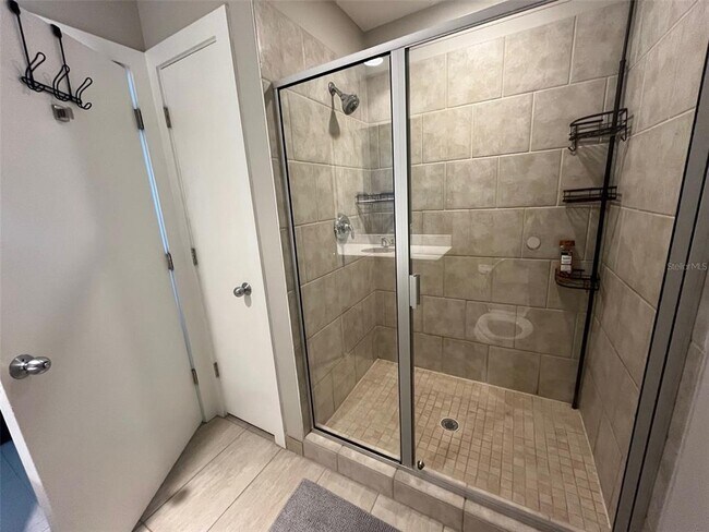 Building Photo - 1208 E Kennedy Blvd