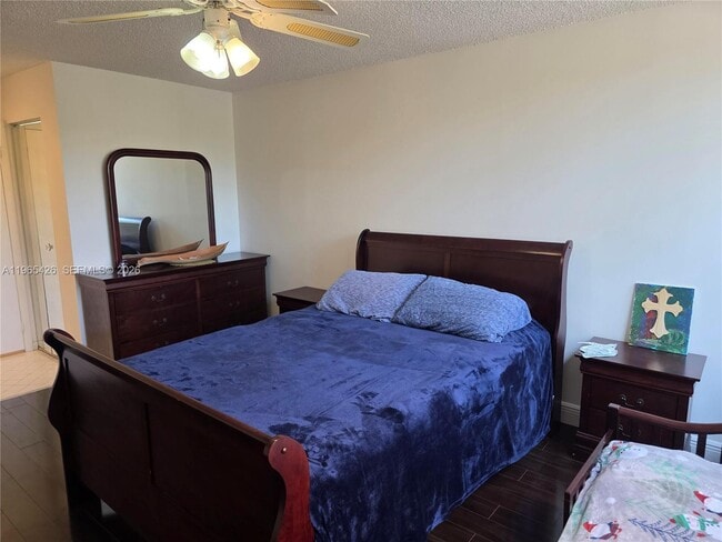 Building Photo - 3771 Environ Blvd