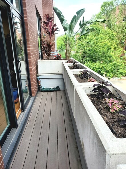 First Floor Balcony - 1105 Mayberry Plaza