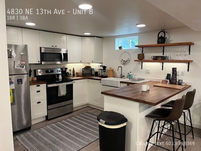 Primary Photo - 4830 NE 13th Ave
