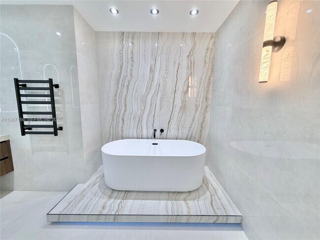 Building Photo - 19880 SW 134th Ave