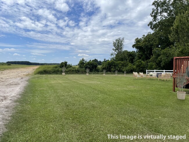 Building Photo - 783 NC-33