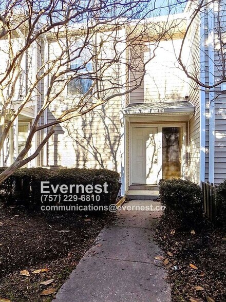Primary Photo - 3835 Staffordshire Ln