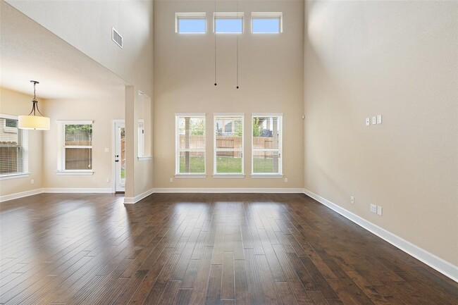Building Photo - 14920 Cabrillo Way