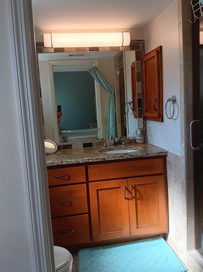 Building Photo - 23465 Harborview Rd