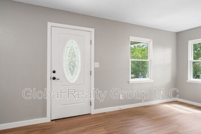 Building Photo - 385 W Faust St