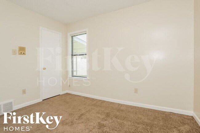 Building Photo - 6014 Harvest Hill Cove