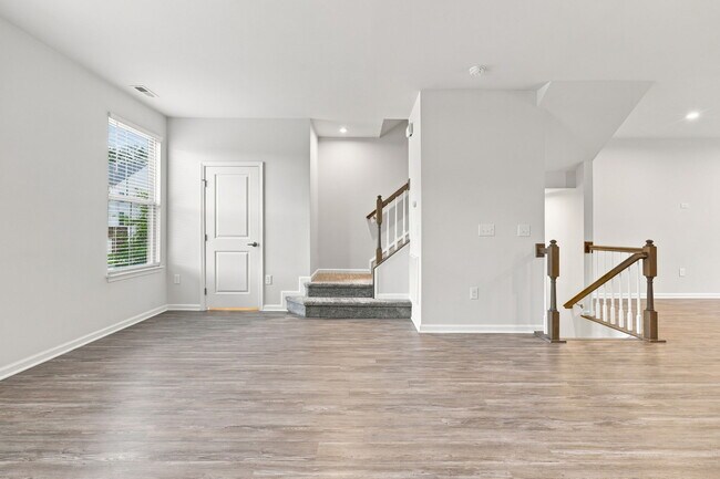 Building Photo - 707 Channing Park Cir