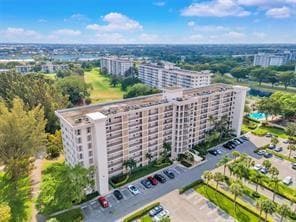 Building Photo - 3200 N Palm Aire Dr