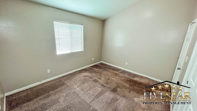 Building Photo - 5509 Baja Dr