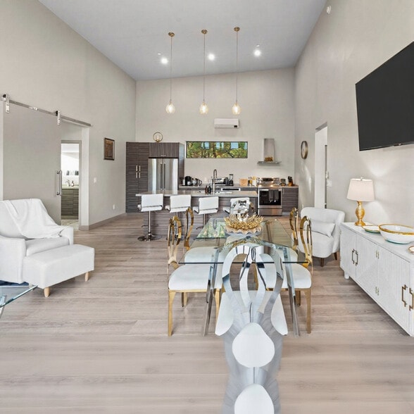 Building Photo - 60 Moondance Ln