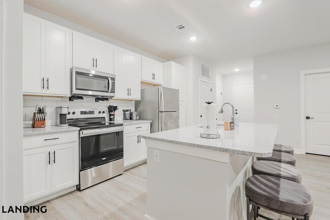 Building Photo - 5001 Willowgate Loop