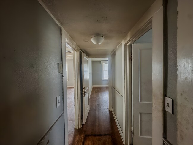 Building Photo - 1912 20th St