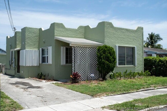 Building Photo - 4116 Virginia Terrace