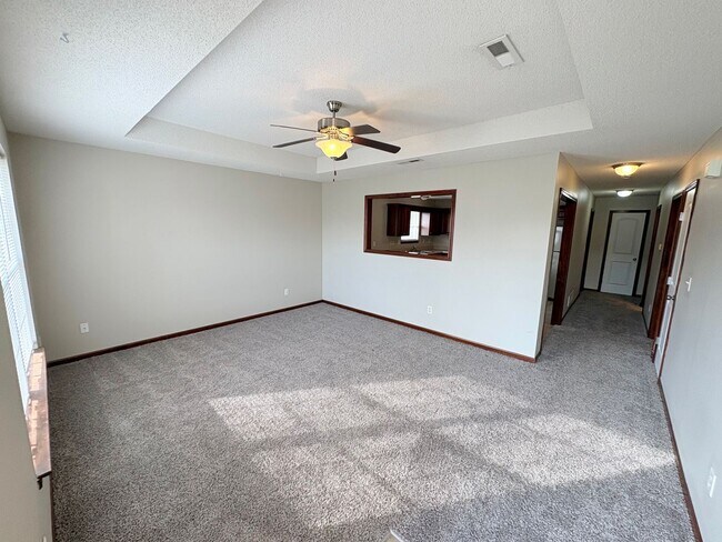 Building Photo - 1108-1110 Willow