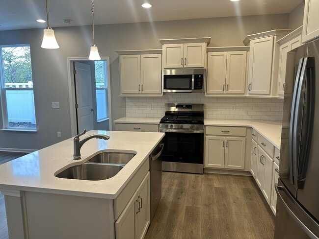 Building Photo - 4493 Marilyn Ct