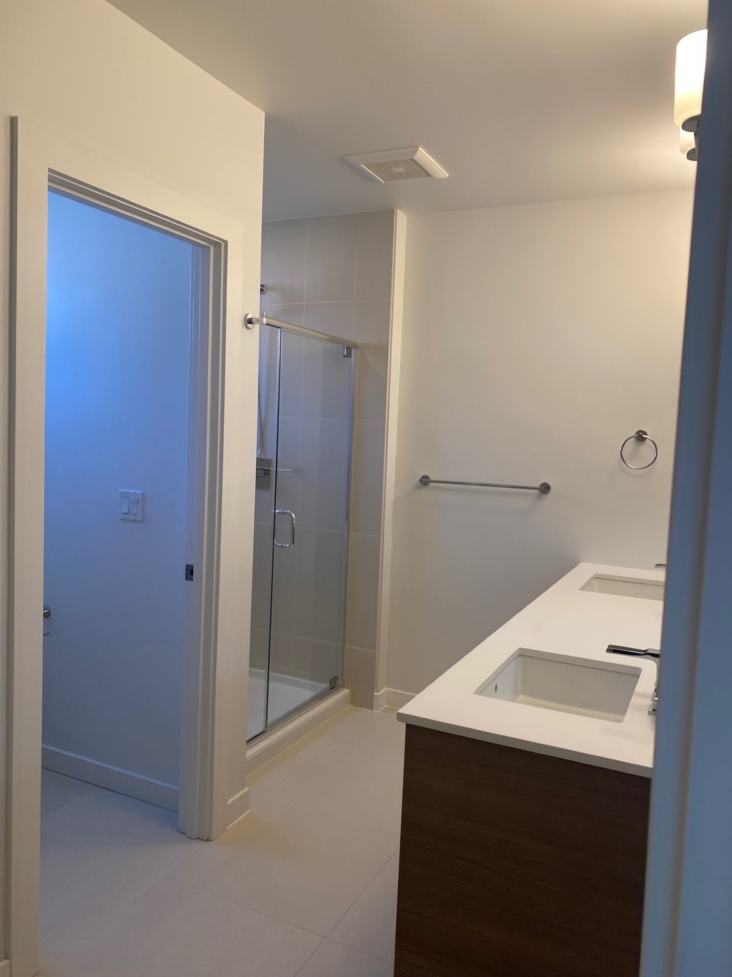 Master bath - 106 22nd Ave S