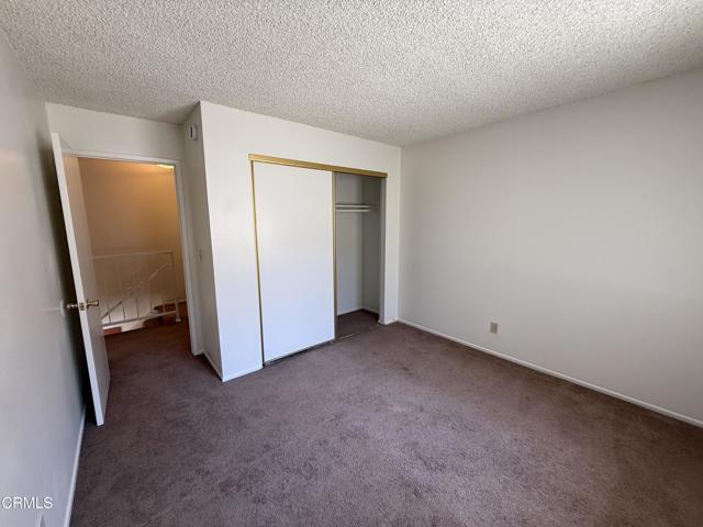 Building Photo - 752 W Hemlock St