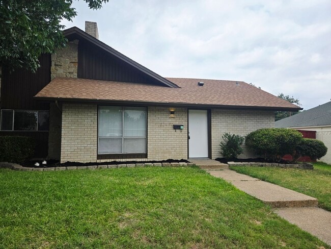 Building Photo - 13439 Blossomheath Ln
