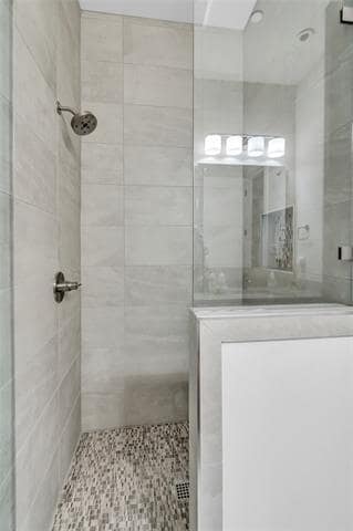 Building Photo - 69 Cortes Dr