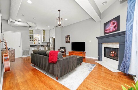 Building Photo - 2231 N Lister Ave