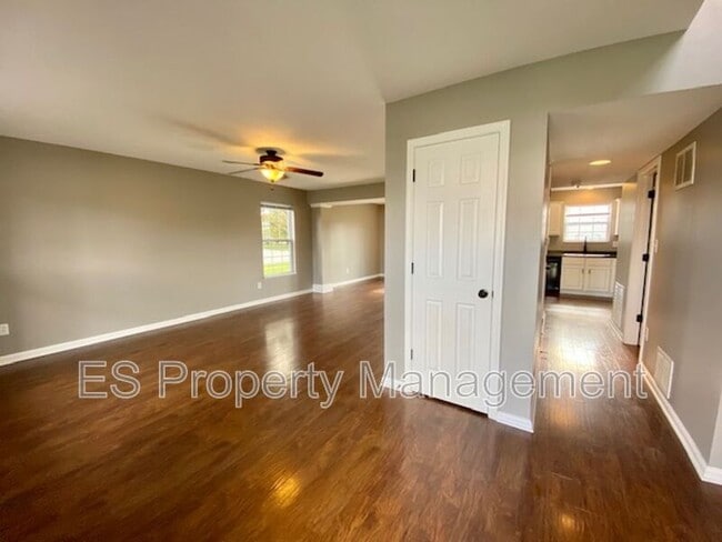 Building Photo - 6629 W Denton Dr