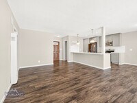 Building Photo - 5580 Dream St