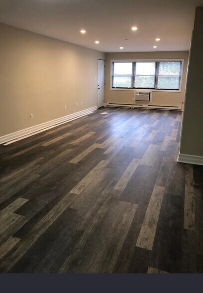 Building Photo - 1340 Ocean Ave