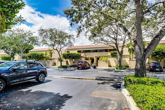 Building Photo - 8613 SW 79th Pl