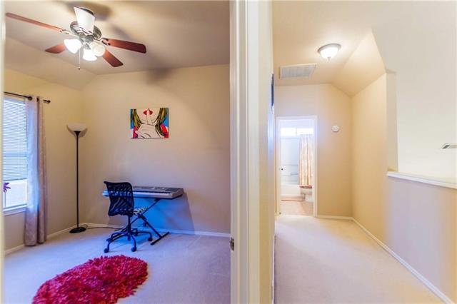 Building Photo - 10400 Burgundy Dr