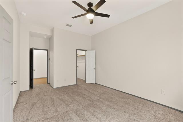 Building Photo - 1409 Clear Creek Dr