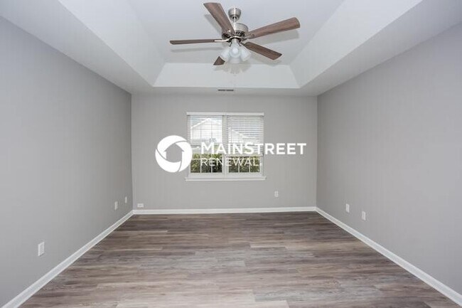 Building Photo - 3 Bedroom Pet-Friendly Home in HUNTERSVILL...