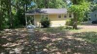 Building Photo - 2215 Briarfield Rd