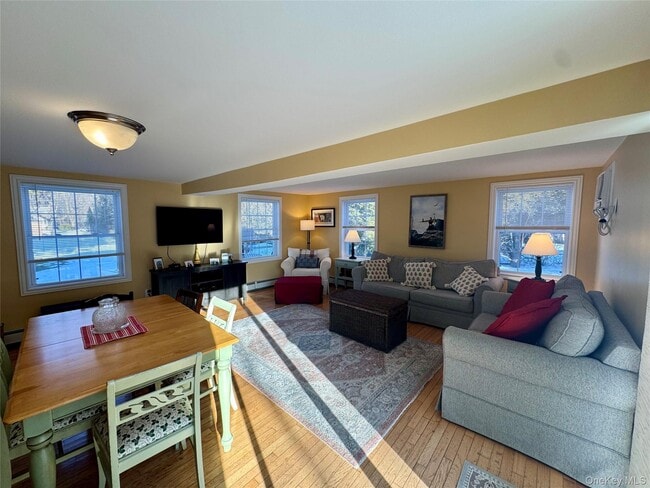 Building Photo - 1070 Town Harbor Ln