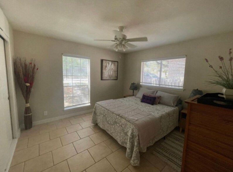 Building Photo - 2611 Woodline St