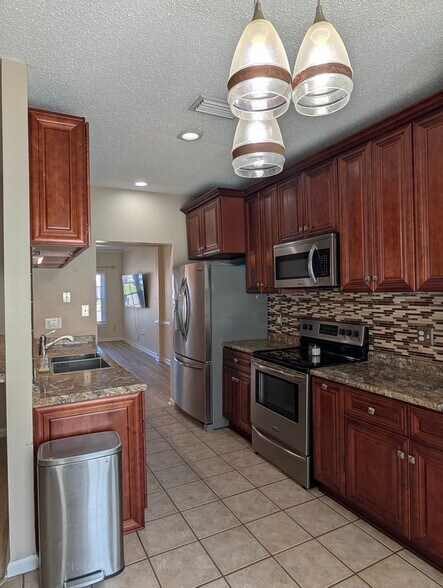 Building Photo - 4211 Minnard Ct
