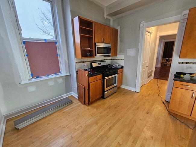 Building Photo - 2000 S Ashland Ave