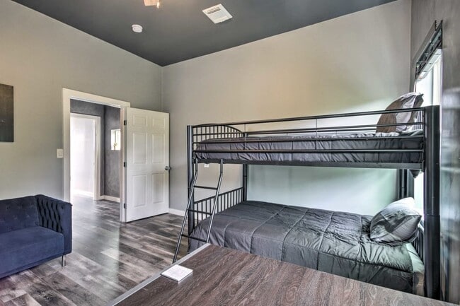 Building Photo - 3419 Rawley St