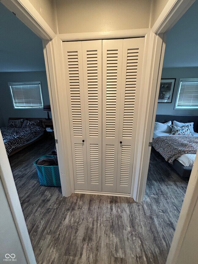 Building Photo - 41 Blairsden Ave