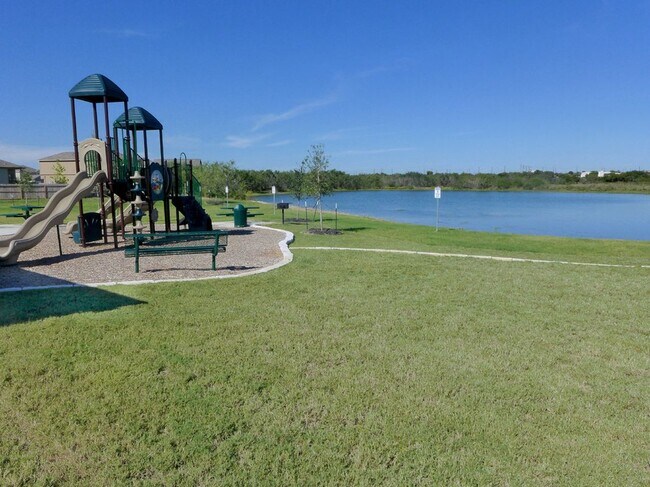 Building Photo - 10807 Fox Trot Way
